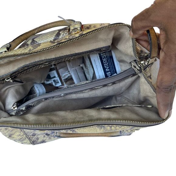 Michael Kors Snakeskin Handbag Shoulder Bag. - Picture 12 of 12